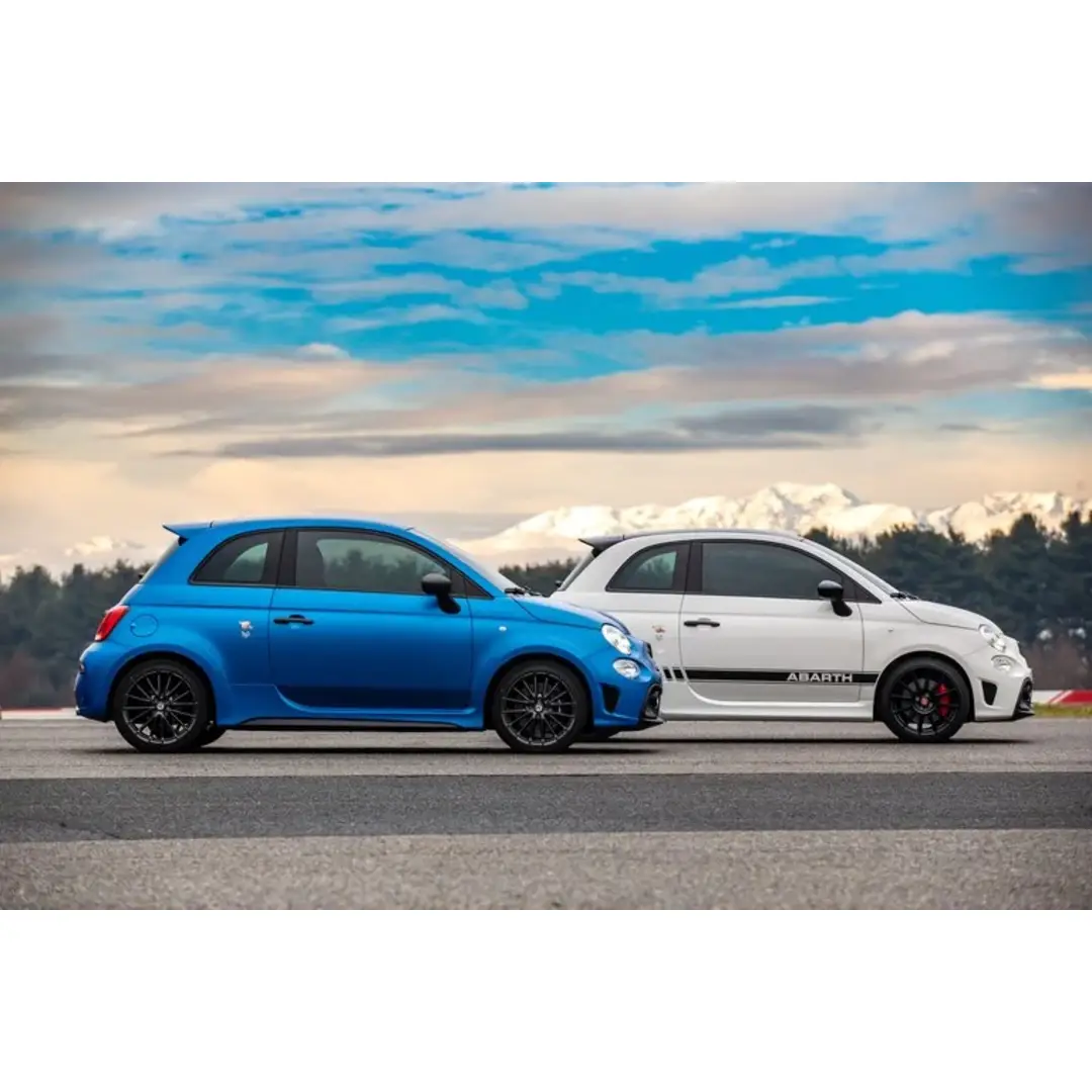 Immagine News Nuova gamma Abarth 595: performance e stile