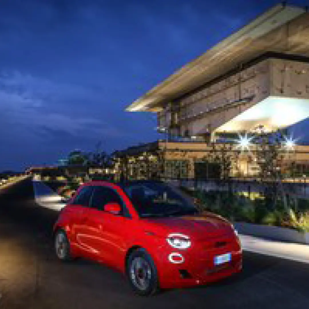 Immagine News La Famiglia 500 RED: Pensata per il Pianeta, Pensata per le Persone scoprila da Autoingros