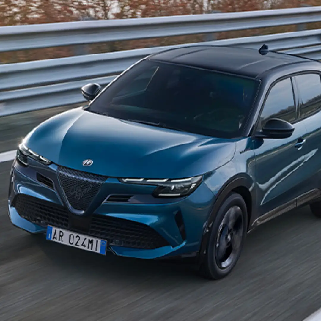 Immagine News Nuova Alfa Romeo Junior Ibrida
