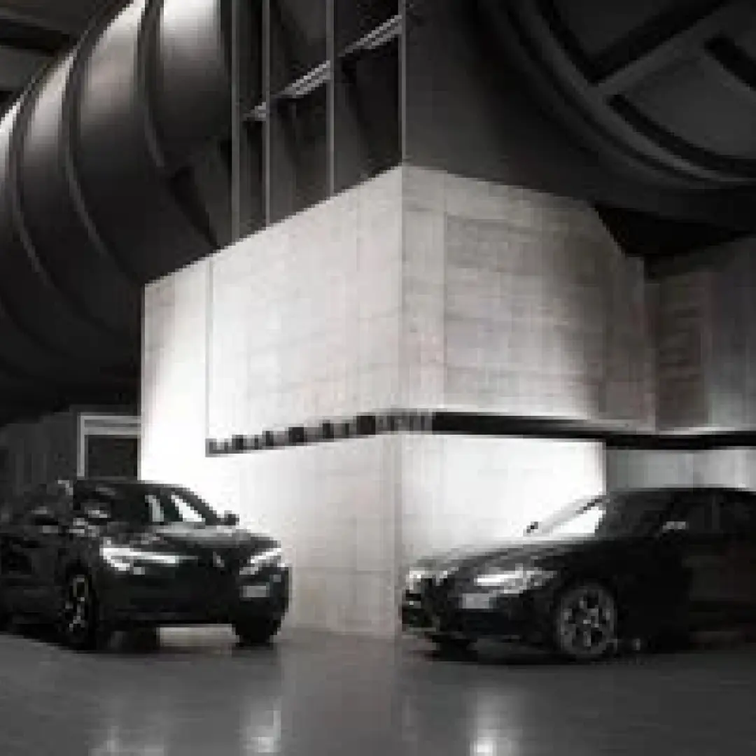 Immagine News Estrema: il nuovo allestimento di Alfa Romeo Giulia e Stelvio per gli intenditori della guida