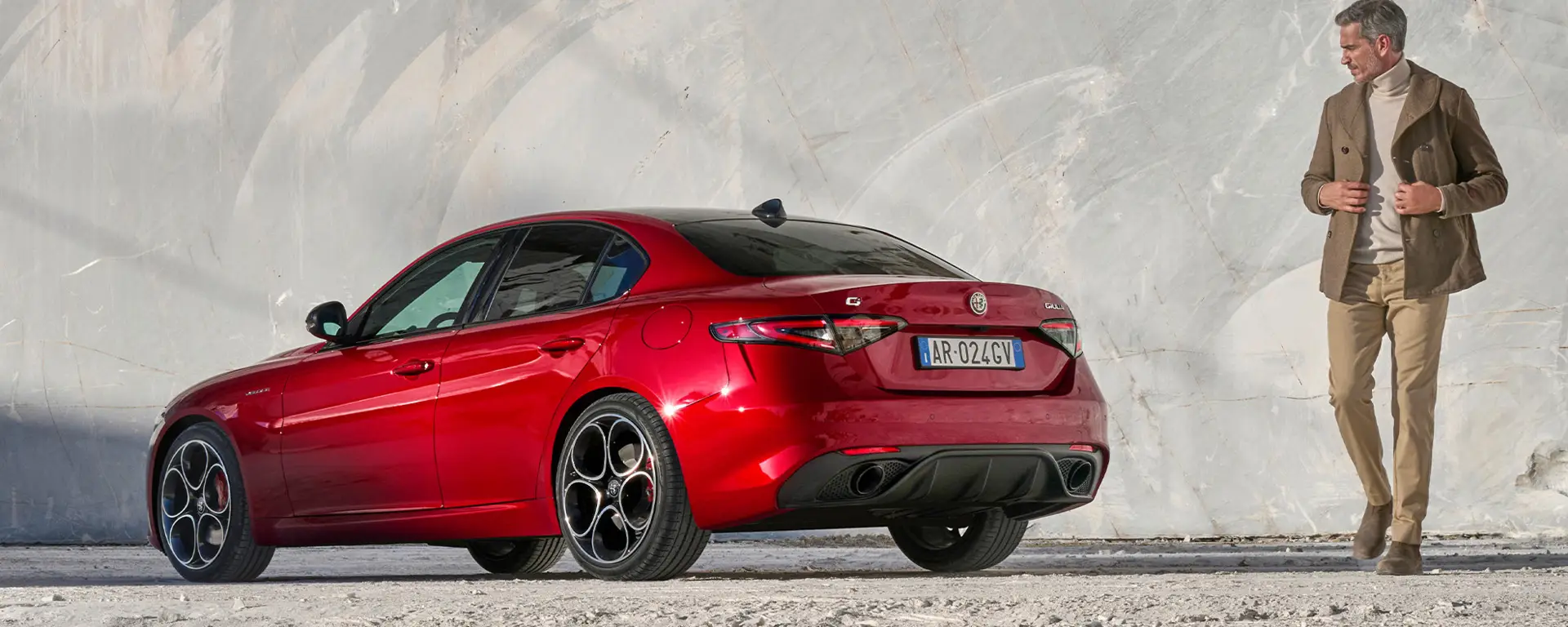 ALFA ROMEO GIULIA 2.2 TD 210cv Sprint - Tua da €46.394 o con Finanziamento da €450 al mese